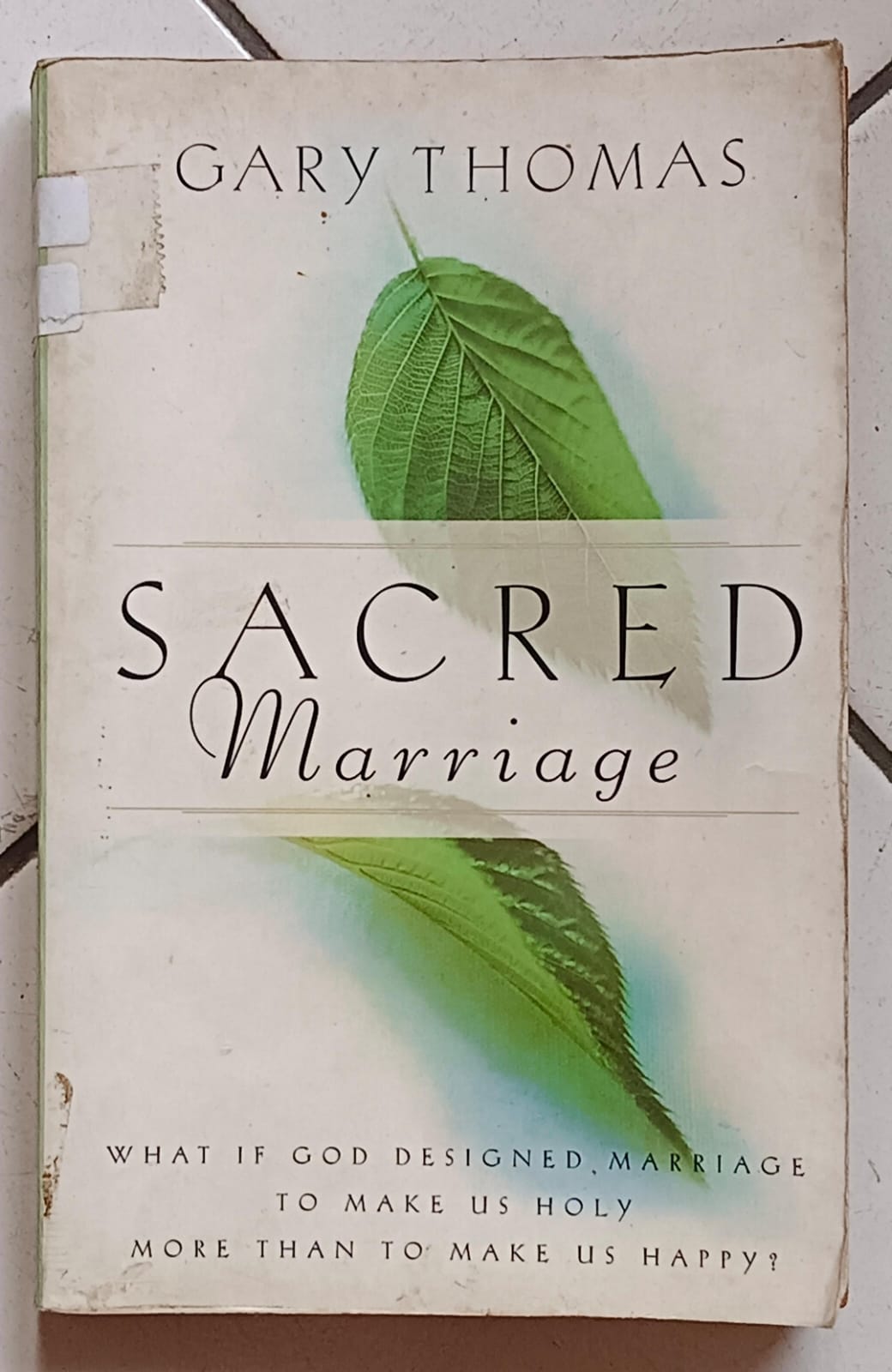Cover buku SACRED Marriage