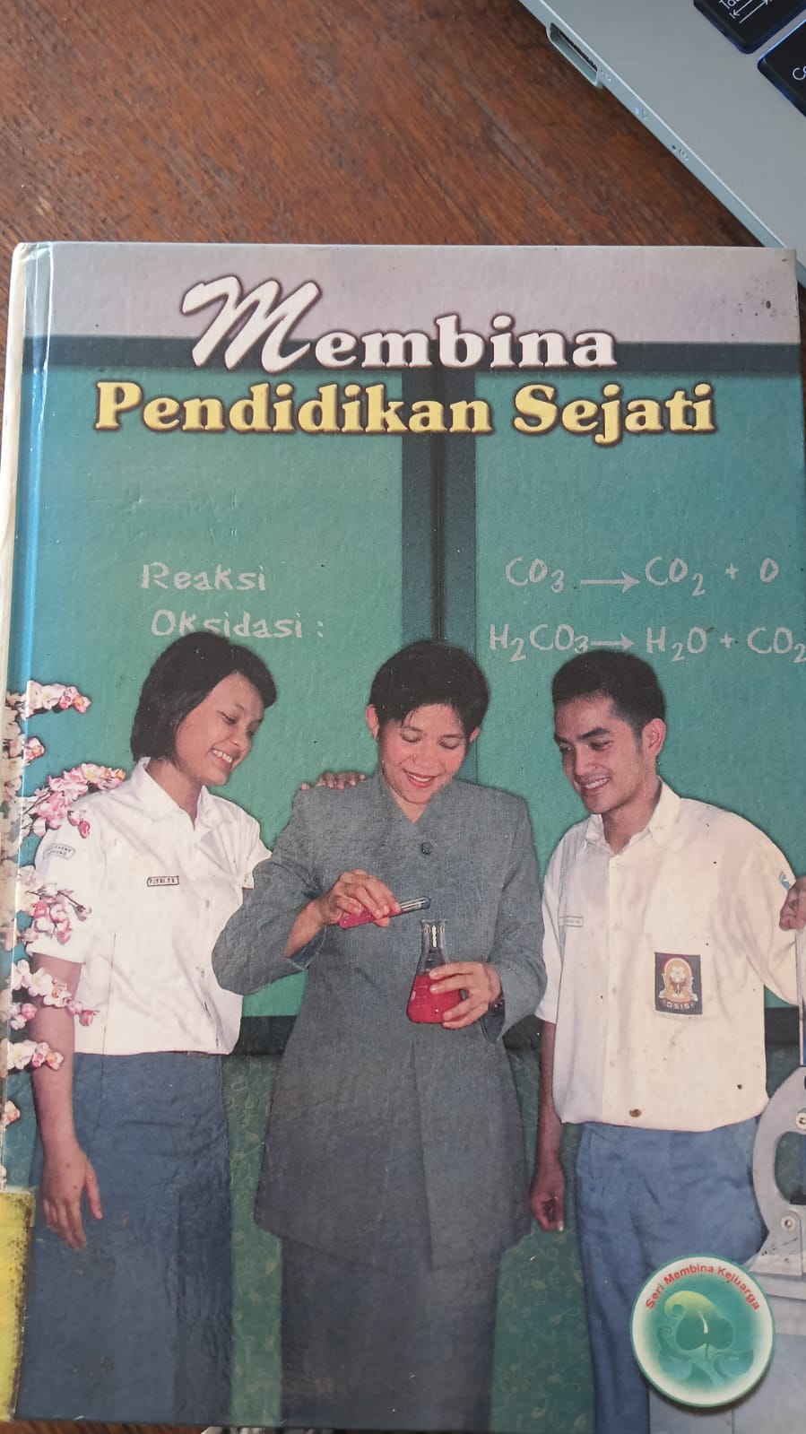 Cover buku Membina Keluarga Yang Sejati