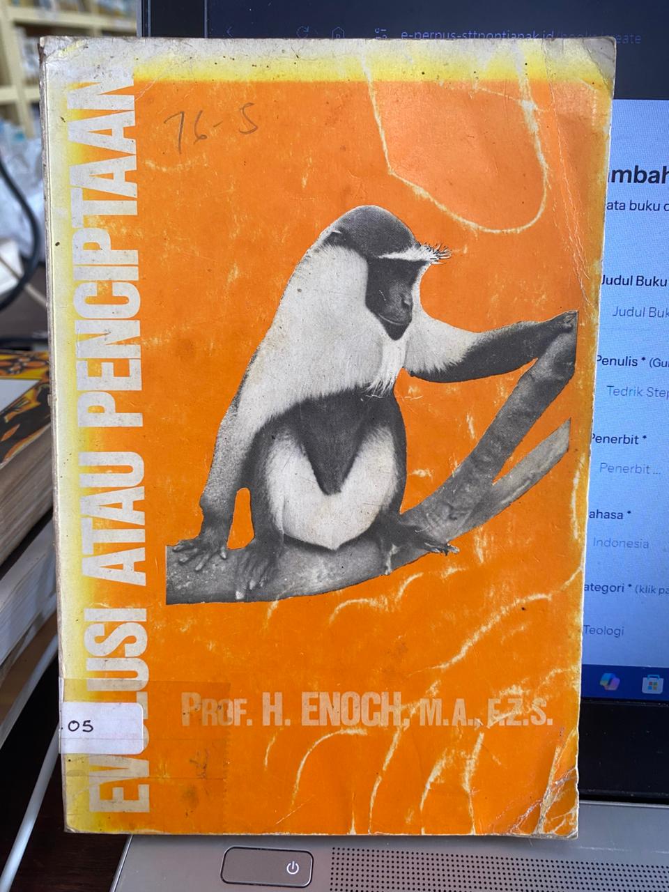 Cover buku Evolusi Atau Penginapan