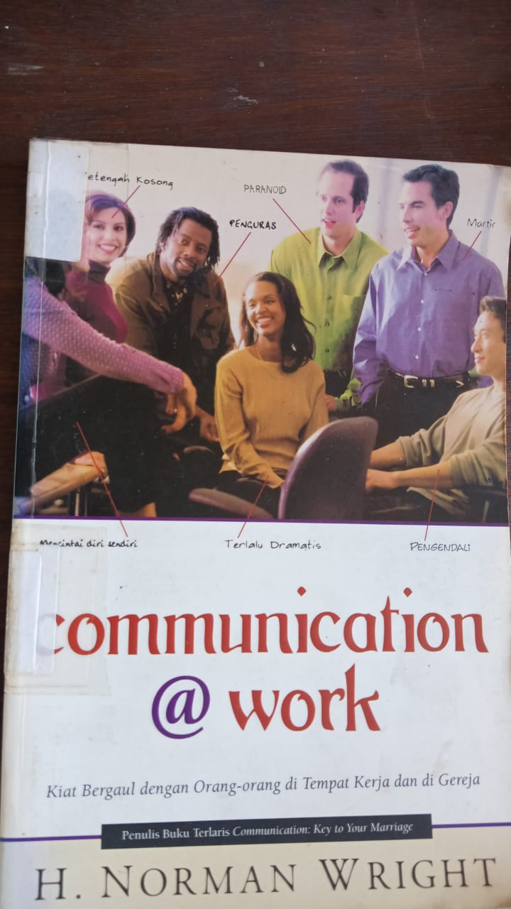 Cover buku Communication @Work (Komunikasi di tempat kerja)