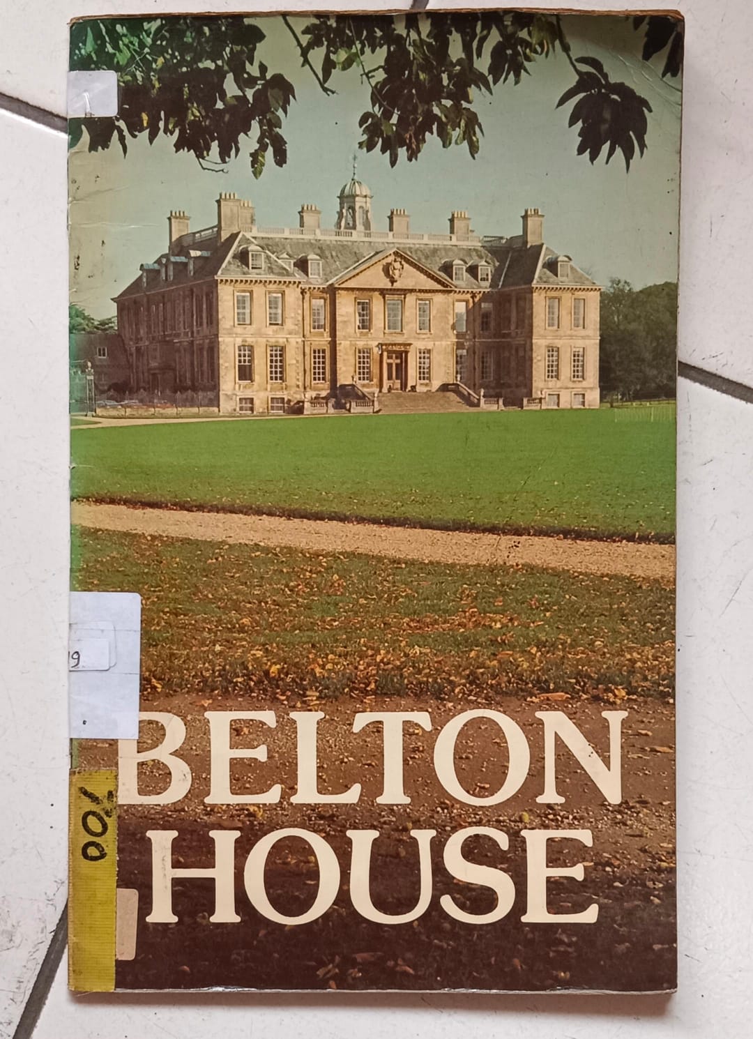 Cover buku BELTON HOUSE