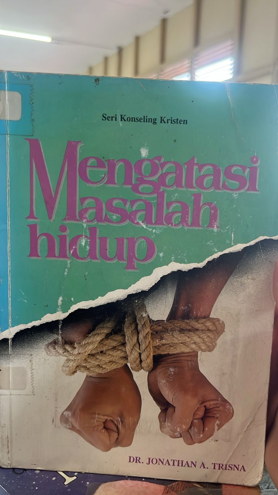 Cover buku Pengajar  Yang Kreatif  Dan Menarik