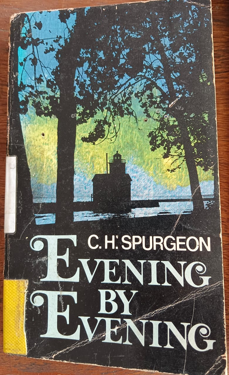 Cover buku Evening By Evening