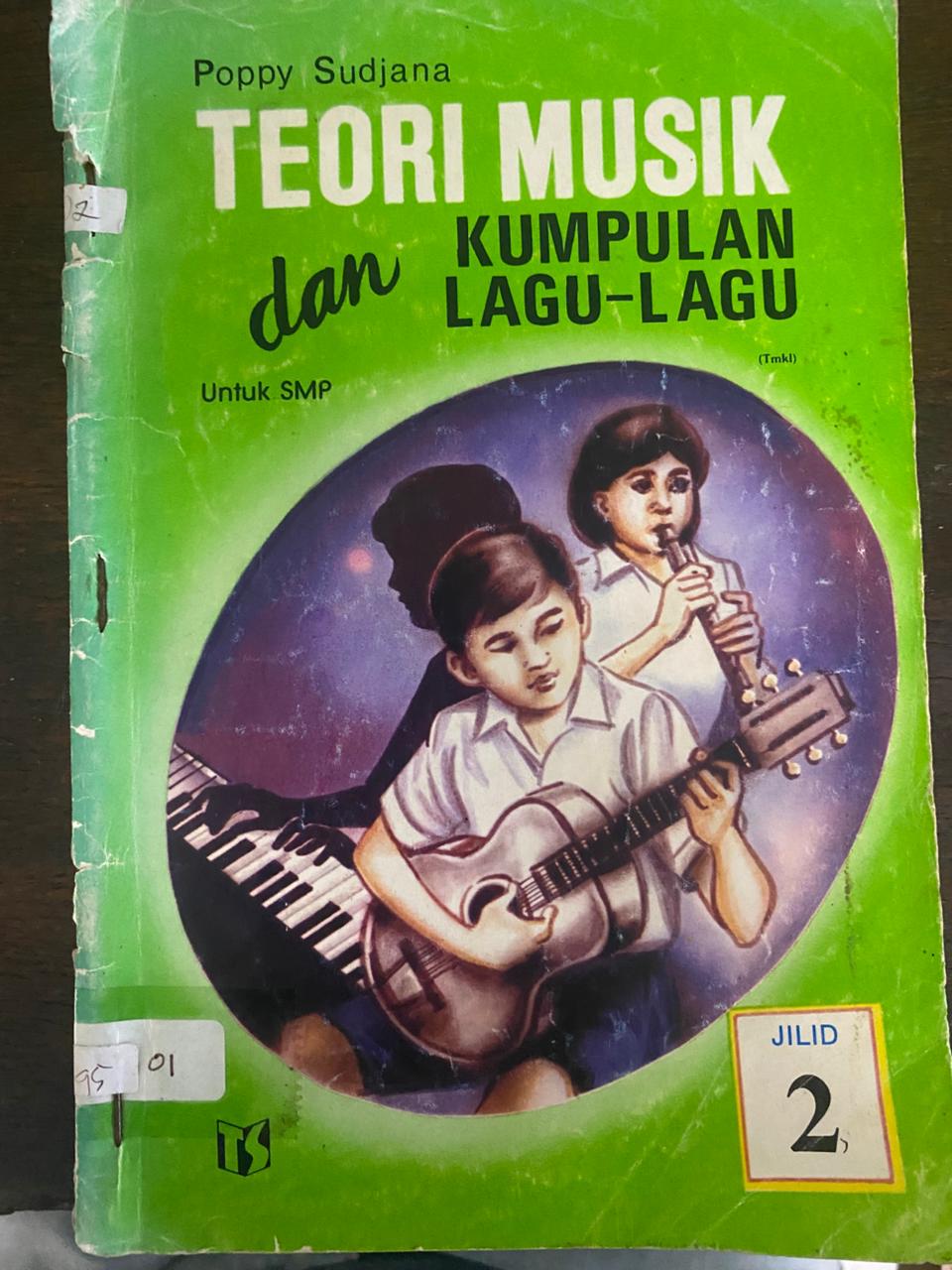 Cover buku Teori Musik dan Kumpulan Lagu-lagu
