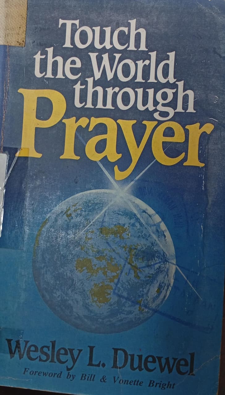 Cover buku Touch the world through prayer