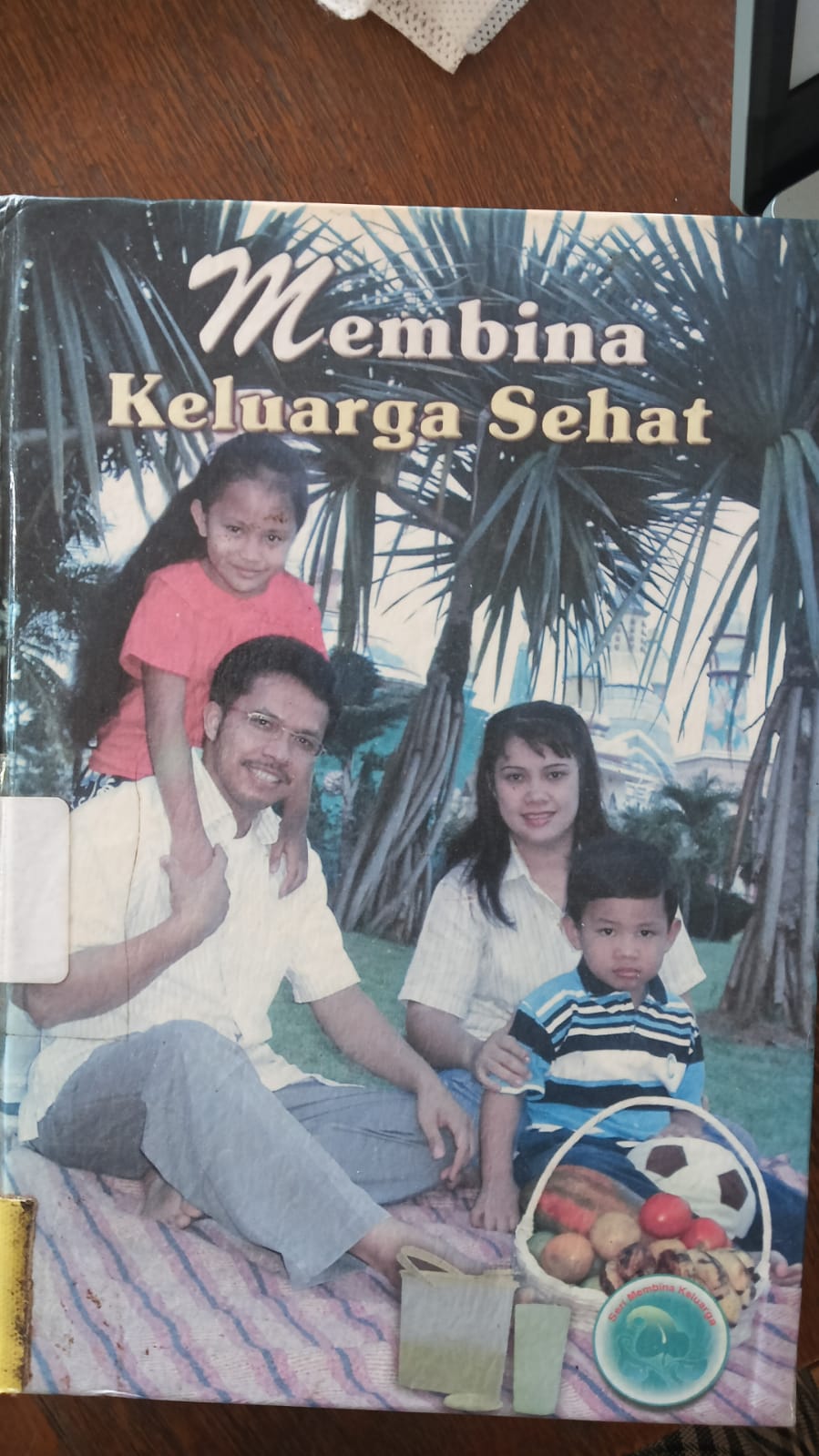 Cover buku Membina Keluarga Sehat