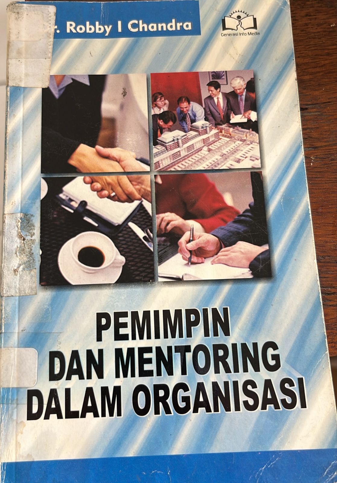 Cover buku Pemimpin Dan Mentoring Dalam Organisasi