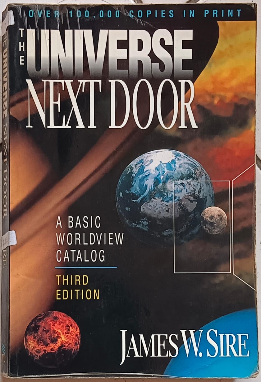 Cover buku UNIVERSE NEXT DOOR