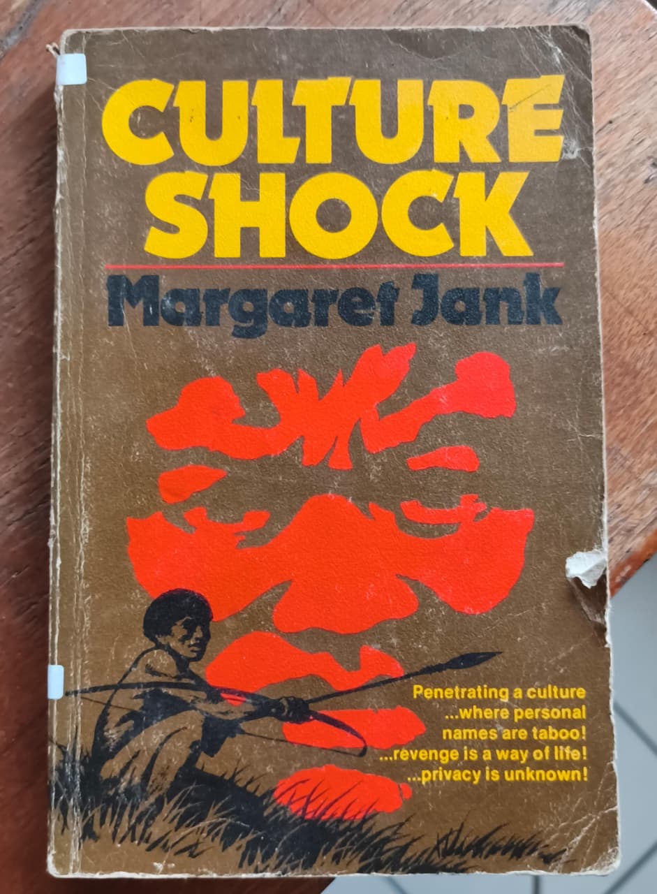 Cover buku CULTURE SHOCK