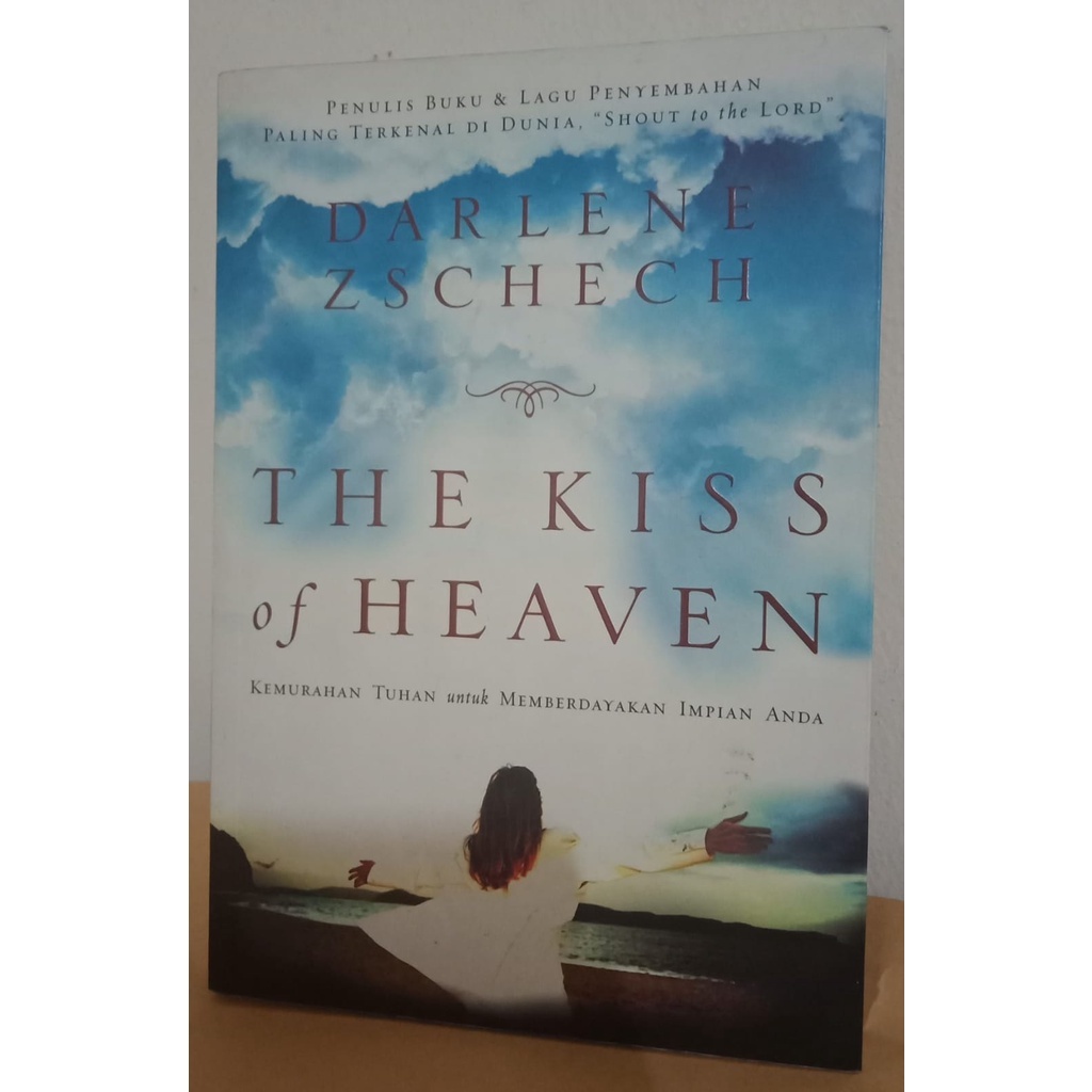 Cover buku THE KISS OF HEAVEN