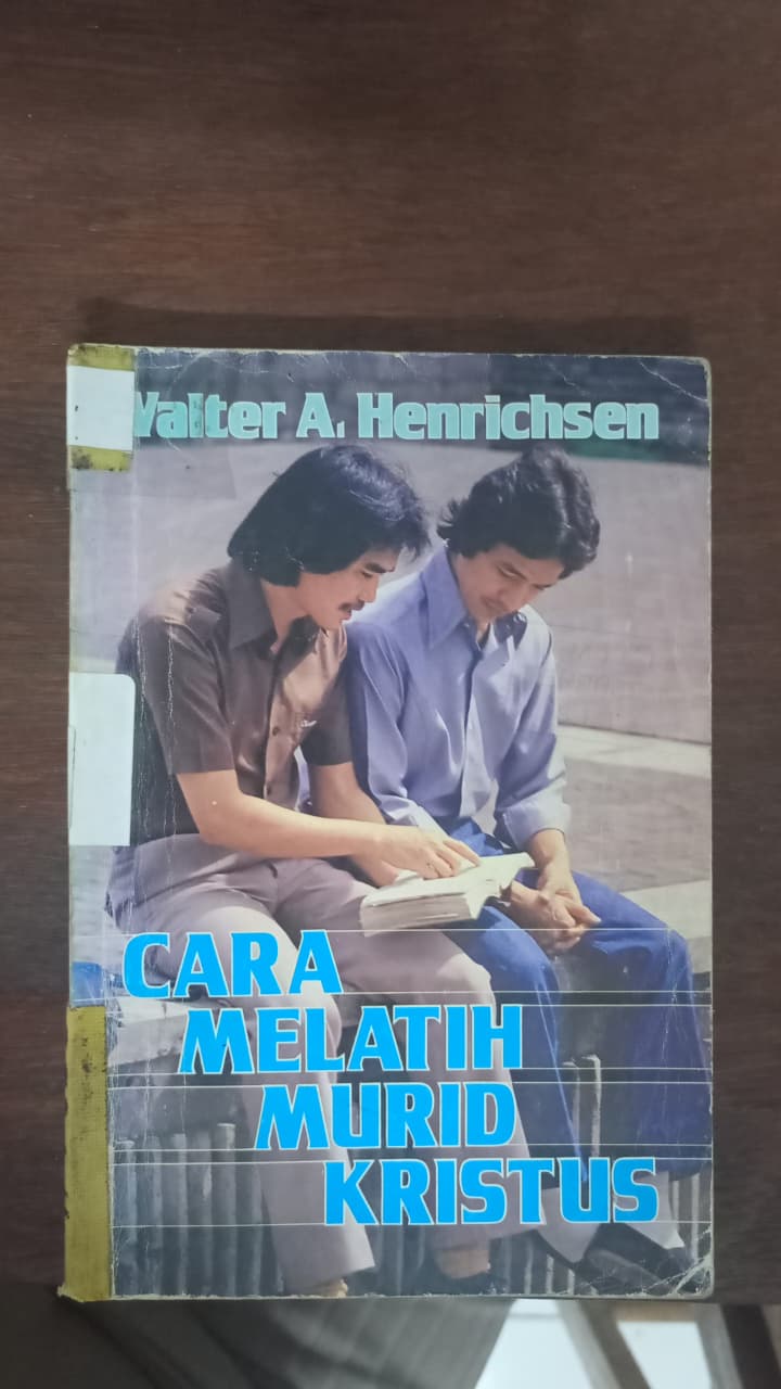 Cover buku CARA MELATIH MURID KRISTUS