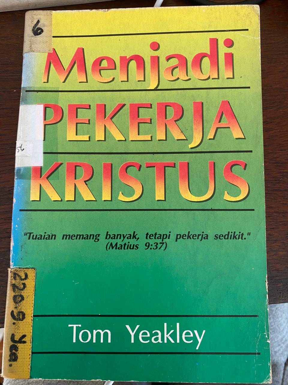 Cover buku Menjadi Pekerja Krstus